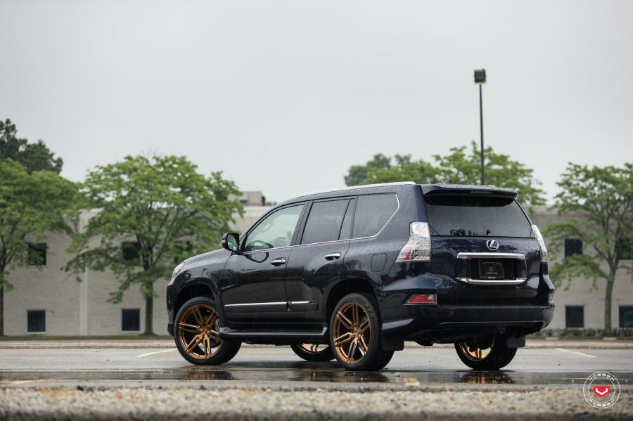  Lexus GX460 on Vossen Wheels (HC-1.6) 2017 года  (фото 17 из 34)